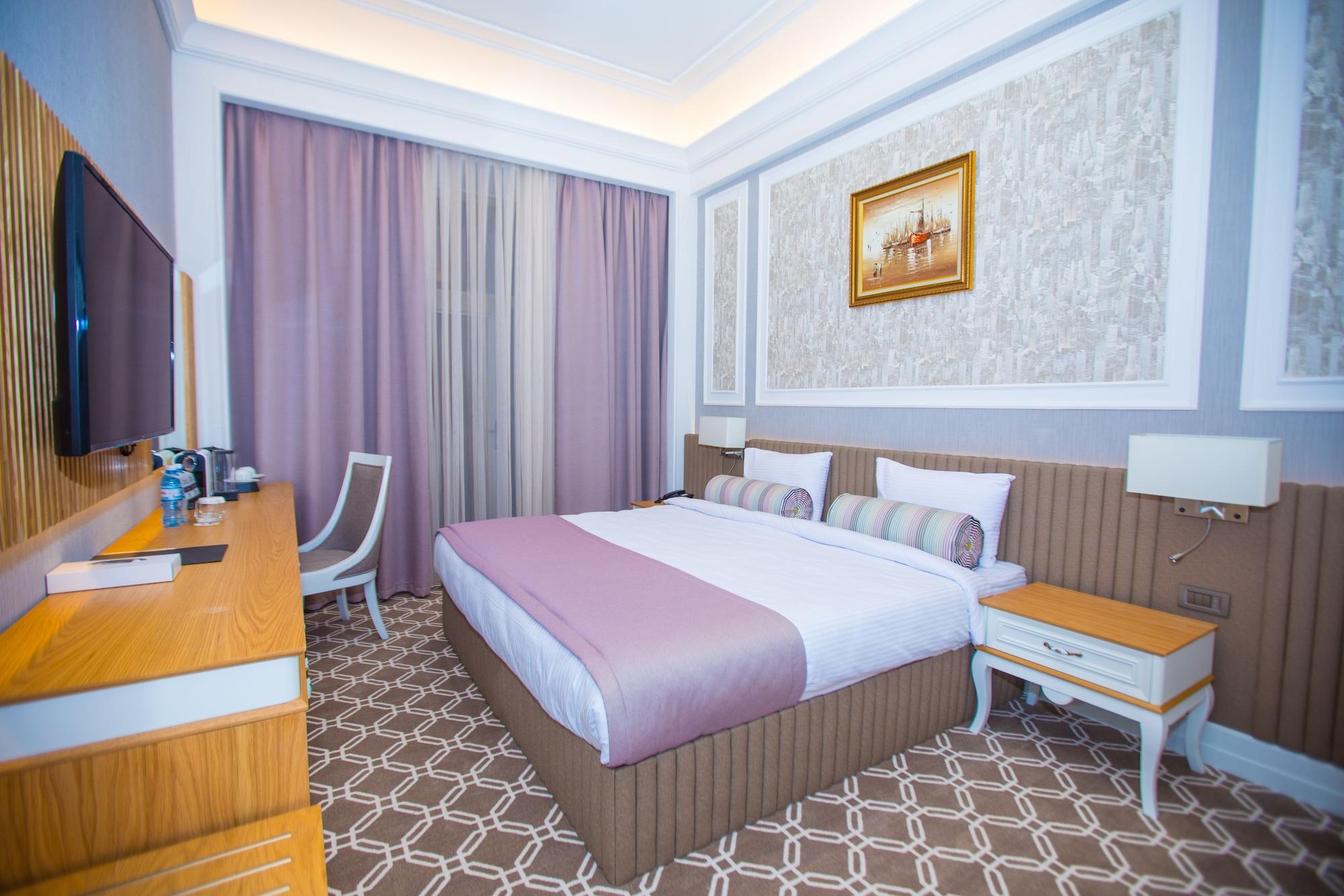 Theatrum Hotel Baku Kültér fotó Deluxe Room