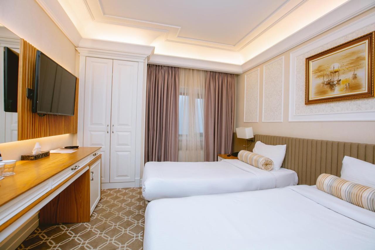 Theatrum Hotel Baku Kültér fotó