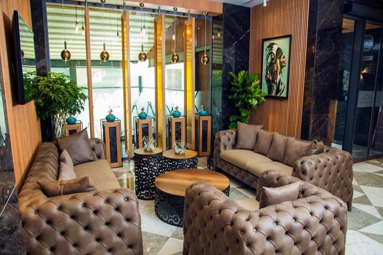 Theatrum Hotel Baku Kültér fotó Lobby